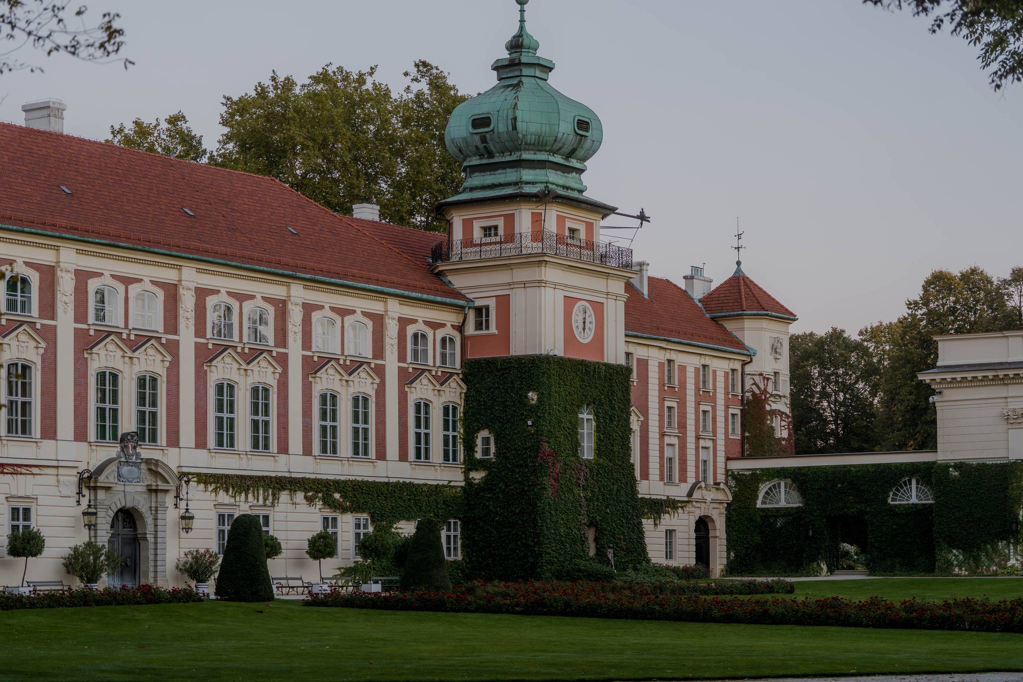 Wystawa malarstwa Jury Sych-Hlazuna w łańcuckiej galerii Foyer